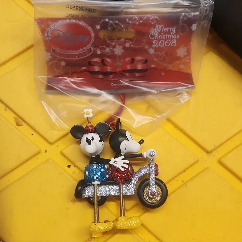 Disney Store Exclusive Mickey Minnie Scooter Christmas Ornament 2008 New